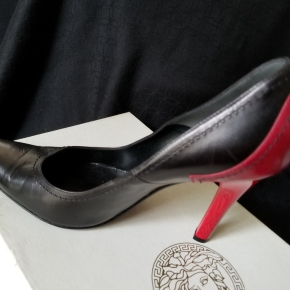 VERSACE  SHOES - Picture 2 of 8